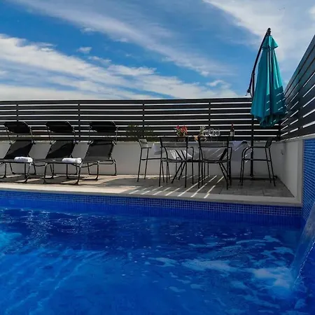 Apartment Jukic 2 *